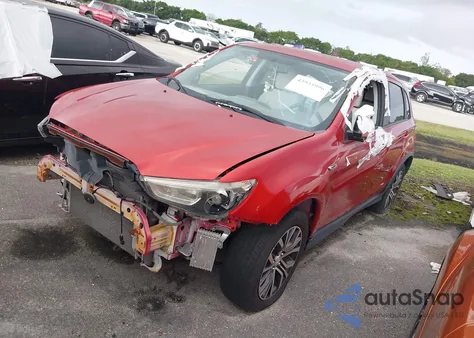 2018 Mitsubishi Outlander Sport 2.0 Es z USA, uszkodzony, nr VIN JA4AP3AUXJZ006981